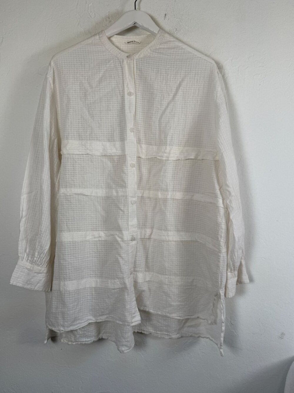 Runaway Bicycle White Textured Tiered Tunic Top Oversized Mandarin Collar Large